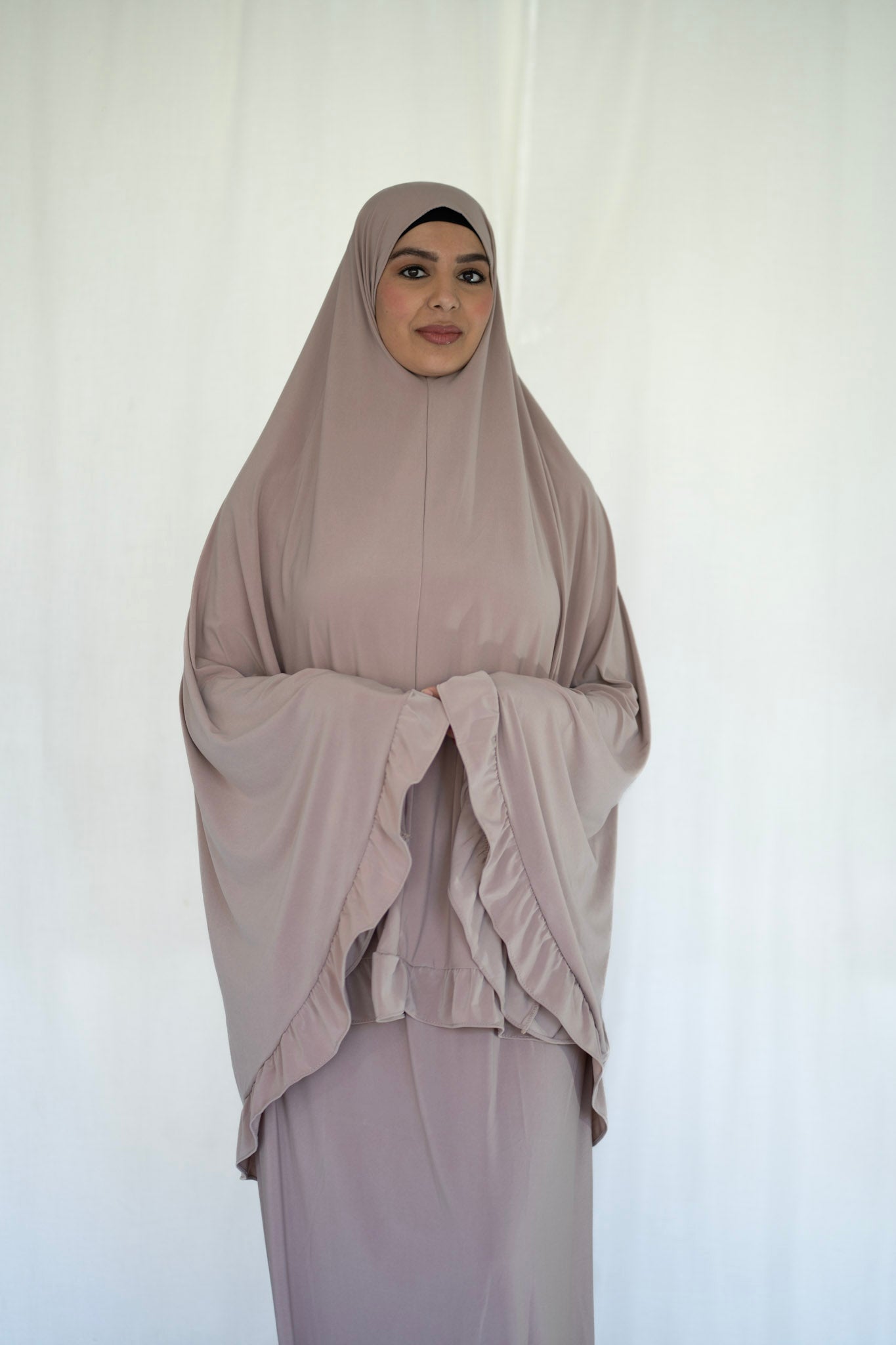 TENUE DE PRIÈRE